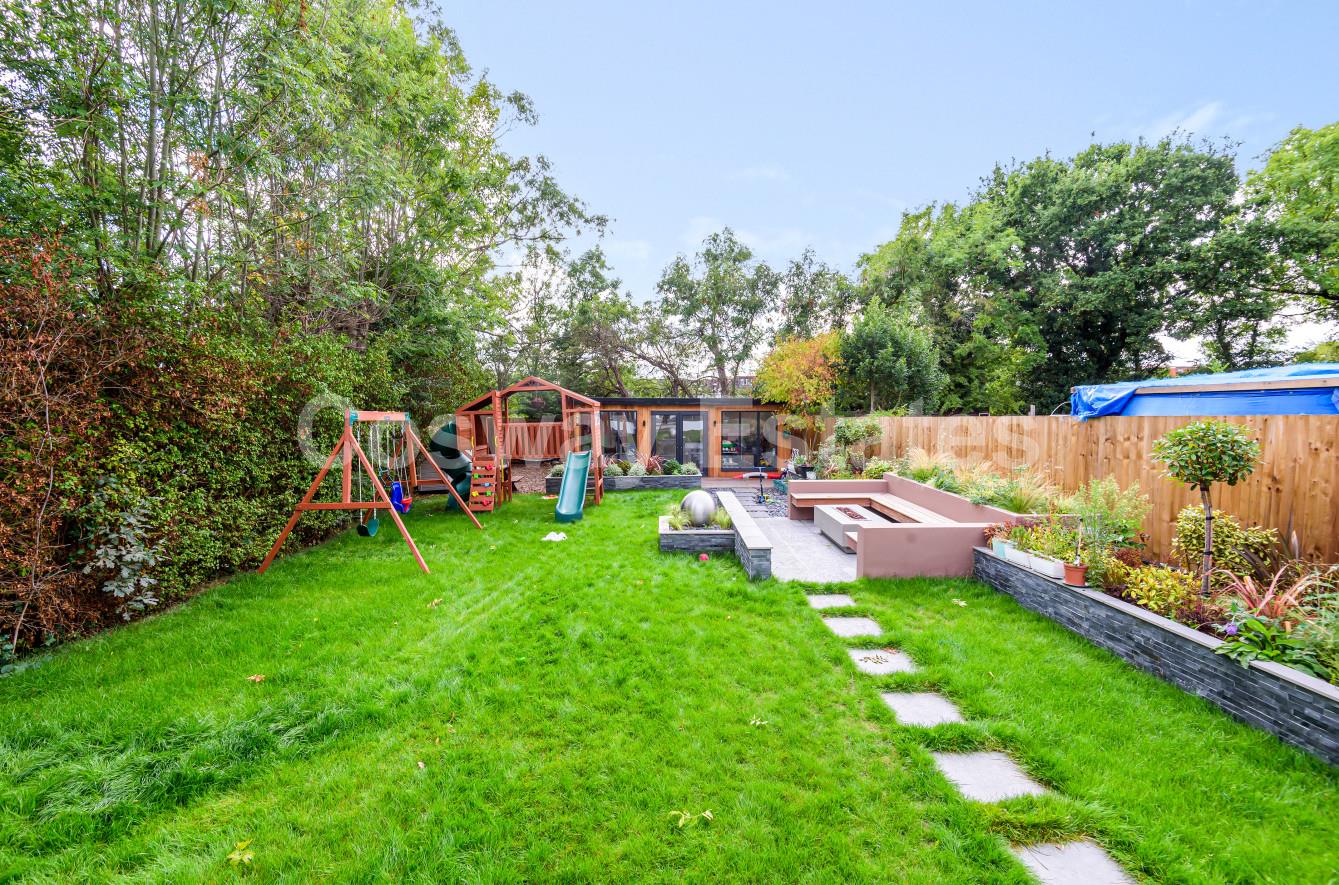 Millway, Mill Hill